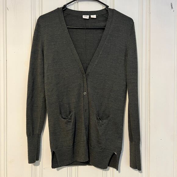 Gap women's XS grey 100% merino wool minimalist natural fiber cardigan sweater - Picture 1 of 3